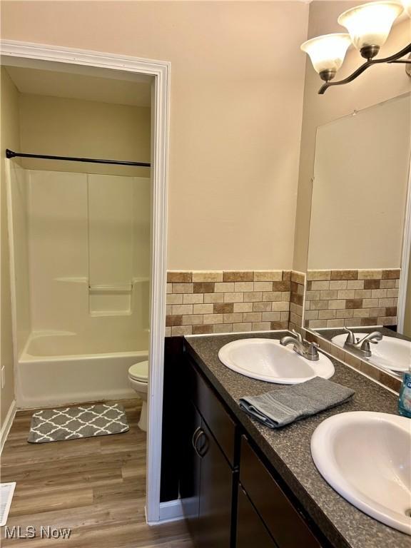 1200 Julia Dr SW, Warren, OH 44481 - photo 12