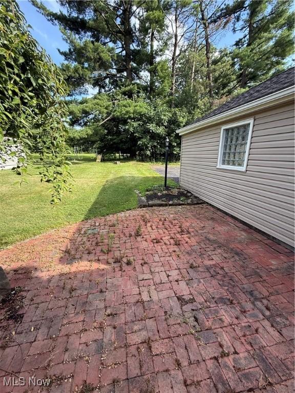 2533 Coblentz Dr, Poland, OH 44514 - photo 3