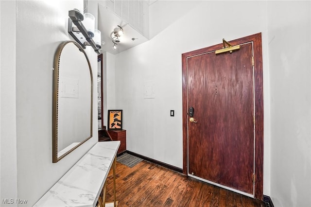 408 W Saint Clair Ave Unit 605, Cleveland, OH 44113 - photo 3