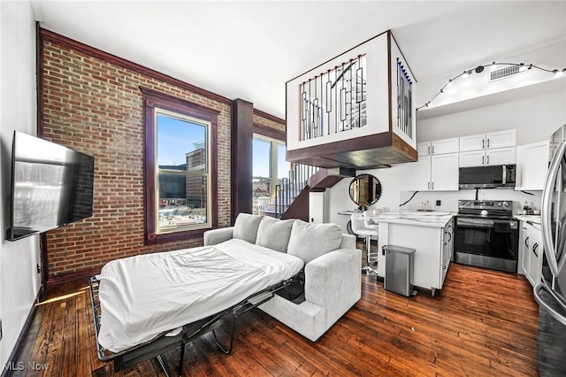 408 W Saint Clair Ave Unit 605, Cleveland, OH 44113 - photo 19