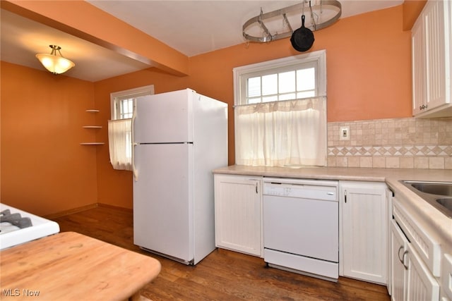 3637 Grosvenor Rd, Cleveland Heights, OH 44118 - photo 17