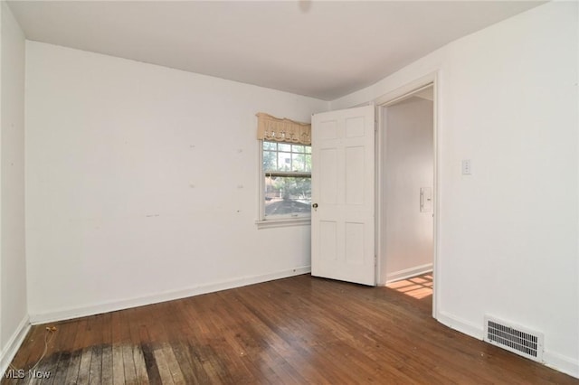 3637 Grosvenor Rd, Cleveland Heights, OH 44118 - photo 21