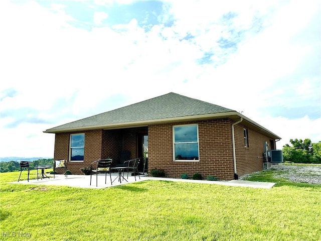 18331 Davis Ridge Rd, Caldwell, OH 43724 - photo 2
