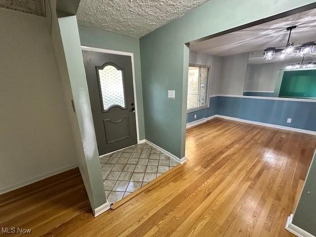 2947 Chamberlain Rd, Fairlawn, OH 44333 - photo 6