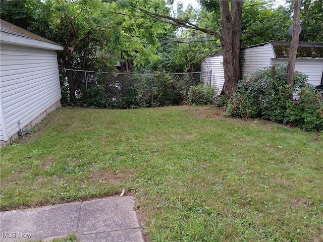 12604 Beachwood Ave, Cleveland, OH 44105 - photo 4