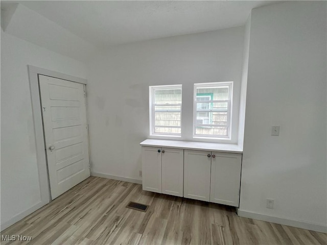 420 Broad St, Conneaut, OH 44030 - photo 5