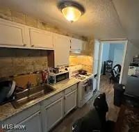 2404 Forestdale Ave, Cleveland, OH 44109 - photo 23