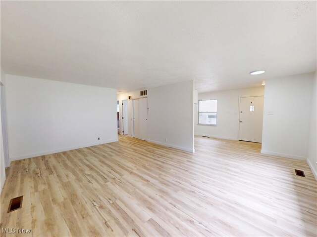 17721 Rookwood Rd, Cleveland, OH 44112 - photo 2