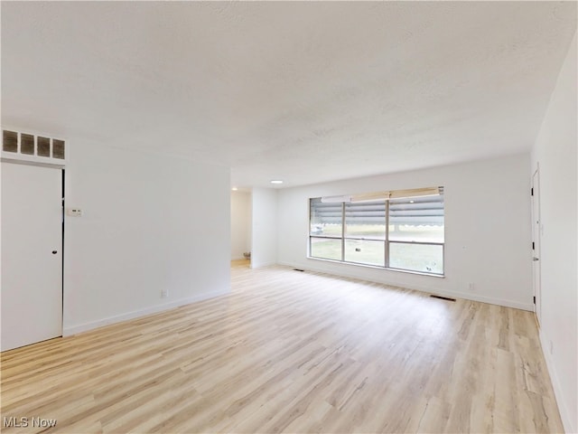 17721 Rookwood Rd, Cleveland, OH 44112 - photo 6