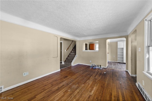 13216 Forestdale Dr, Garfield Heights, OH 44125 - photo 4