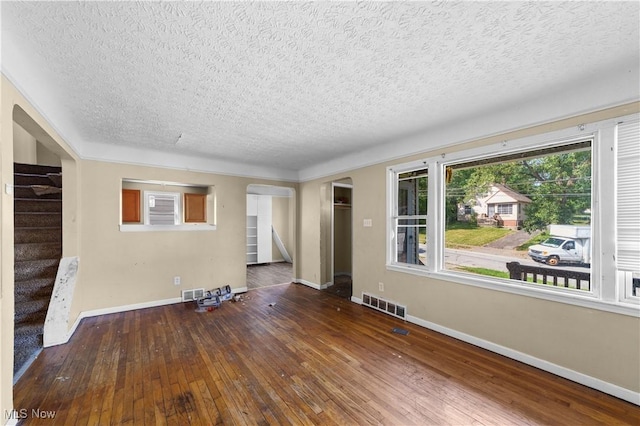 13216 Forestdale Dr, Garfield Heights, OH 44125 - photo 5