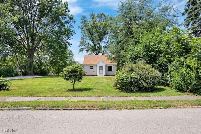 349 25th St SE, Massillon, OH 44646 - photo 1