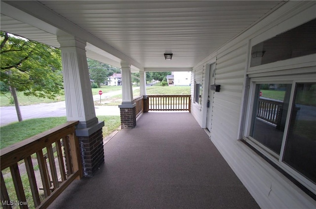 72 Lauderdale Ave, Youngstown, OH 44505 - photo 3