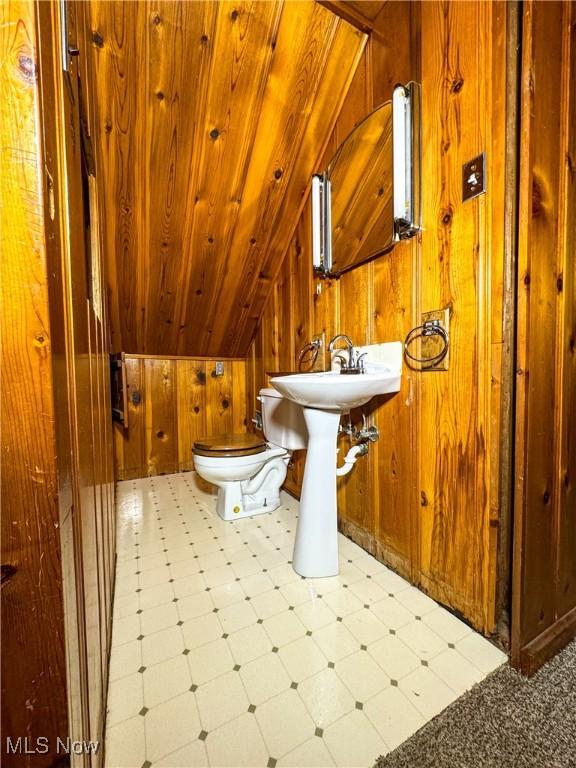 1610 Meadowbrook Ave, Youngstown, OH 44514 - photo 18