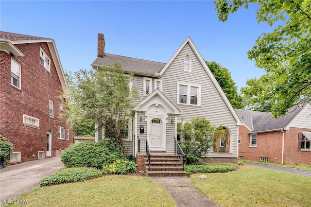 2605 S Taylor Rd, Cleveland Heights, OH 44118 - photo 1
