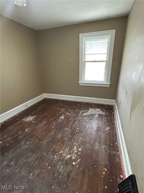 13721 Diana Ave, Cleveland, OH 44110 - photo 8