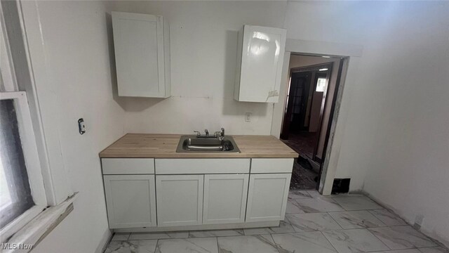 13721 Diana Ave, Cleveland, OH 44110 - photo 3