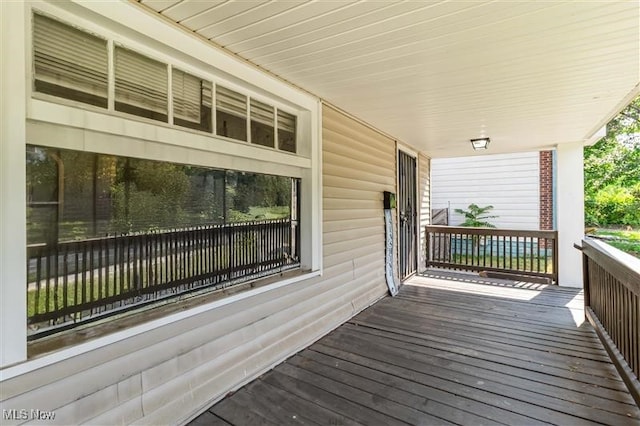 9919 Raymond Ave, Cleveland, OH 44104 - photo 4