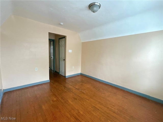 993 Concord Ave, Akron, OH 44306 - photo 25