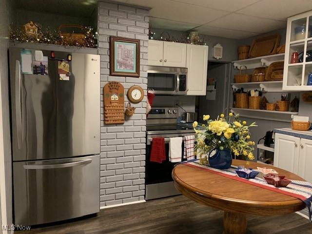 748 Commerce St, Wellsburg, WV 26070 - photo 3