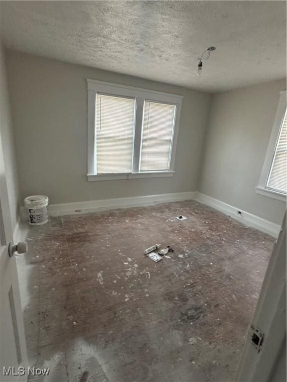 13715 Thornhurst Ave, Garfield Heights, OH 44105 - photo 37