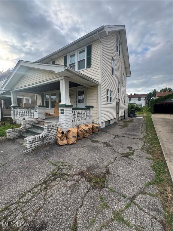 13715 Thornhurst Ave, Garfield Heights, OH 44105 - photo 7
