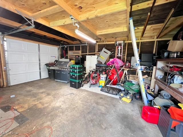 518 N Uhrich St, Uhrichsville, OH 44683 - photo 16