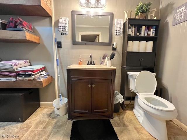 518 N Uhrich St, Uhrichsville, OH 44683 - photo 9