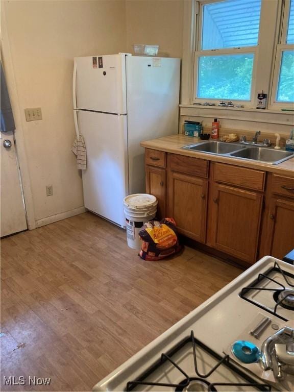1239 W 15th St, Lorain, OH 44052 - photo 5