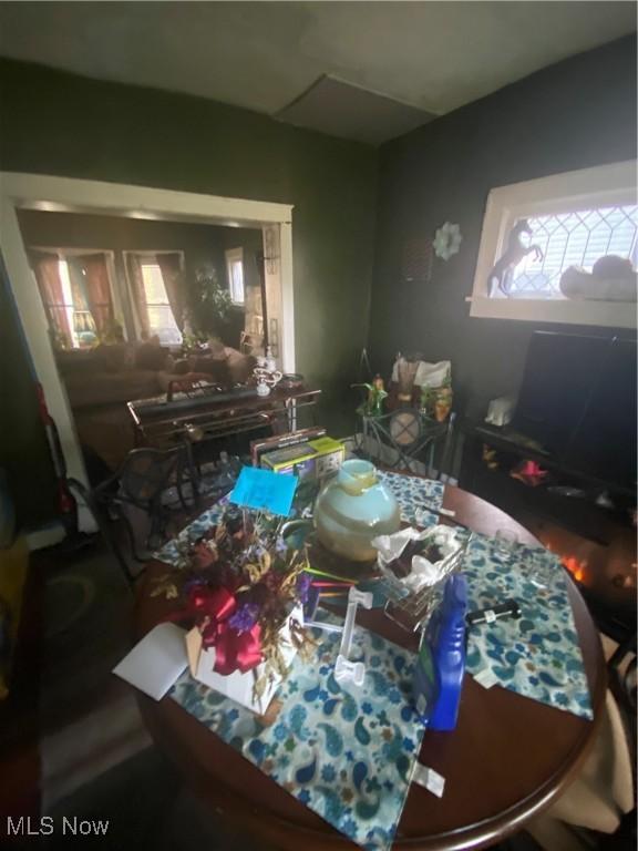 3189 E 121st St, Cleveland, OH 44120 - photo 2