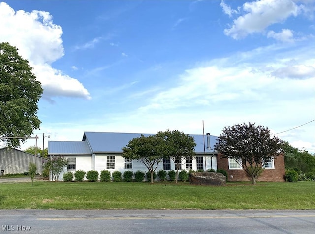 1218 S Honeytown Rd, Wooster, OH 44691 - photo 1