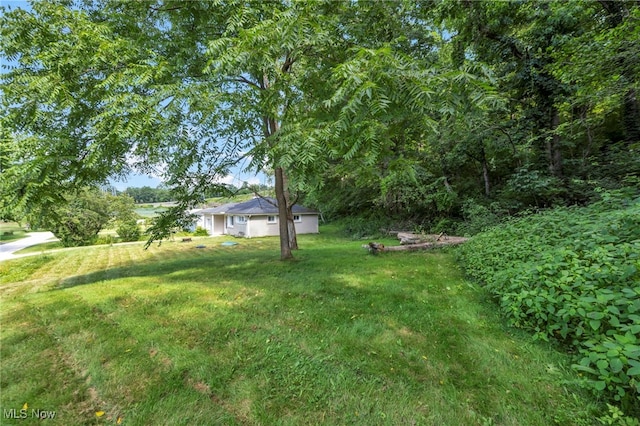7750 Saxon Dr, Kirtland, OH 44094 - photo 27