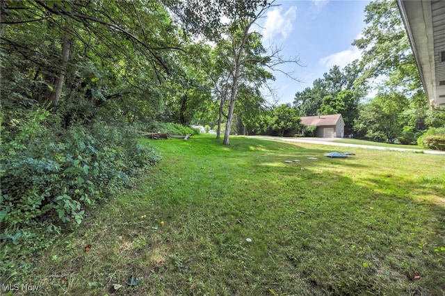7750 Saxon Dr, Kirtland, OH 44094 - photo 29