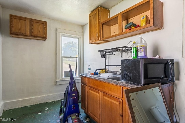 511 Hyatt Ave, Campbell, OH 44405 - photo 7