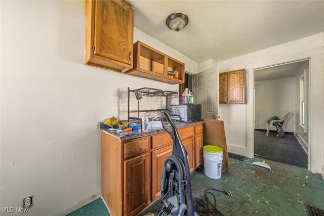511 Hyatt Ave, Campbell, OH 44405 - photo 8