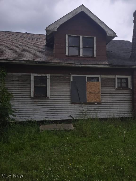 11114 Willowmere Ave, Cleveland, OH 44108 - photo 5