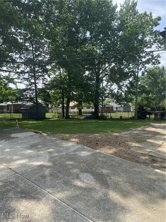 4461 Brookton Rd, Warrensville Heights, OH 44128 - photo 3