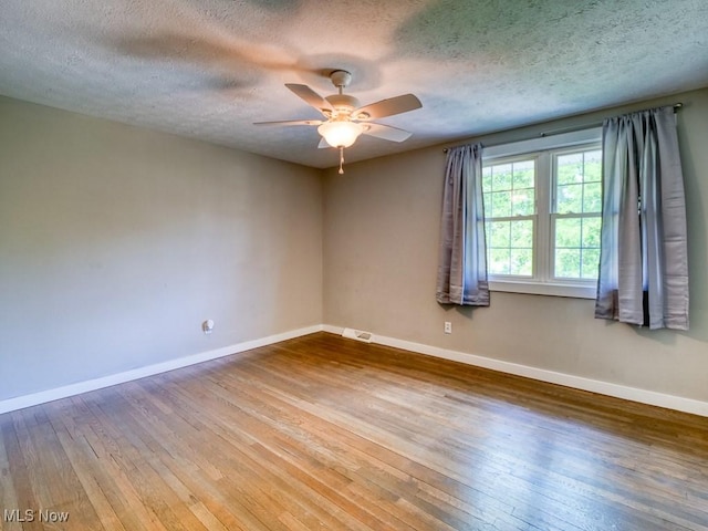 373 Windsor Dr, Elyria, OH 44035 - photo 17