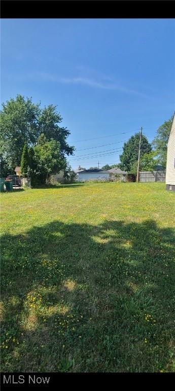 18713 Fairway Ave, Maple Heights, OH 44137 - photo 2
