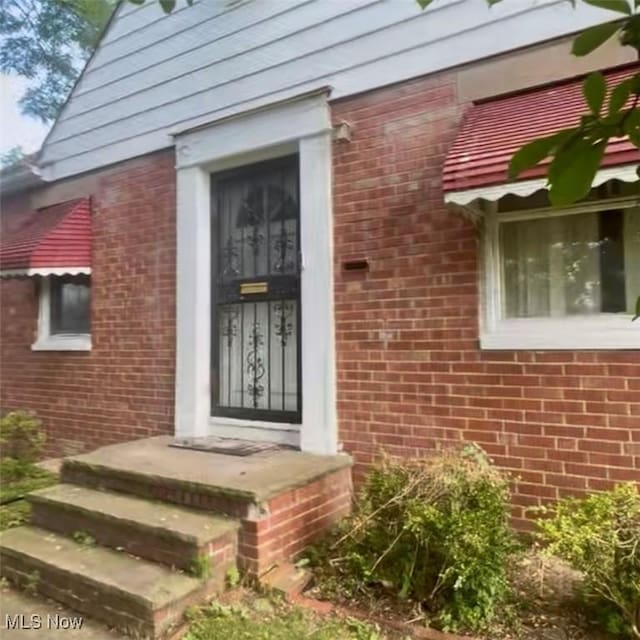 11901 Martin Luther King Jr Dr, Cleveland, OH 44105 - photo 2