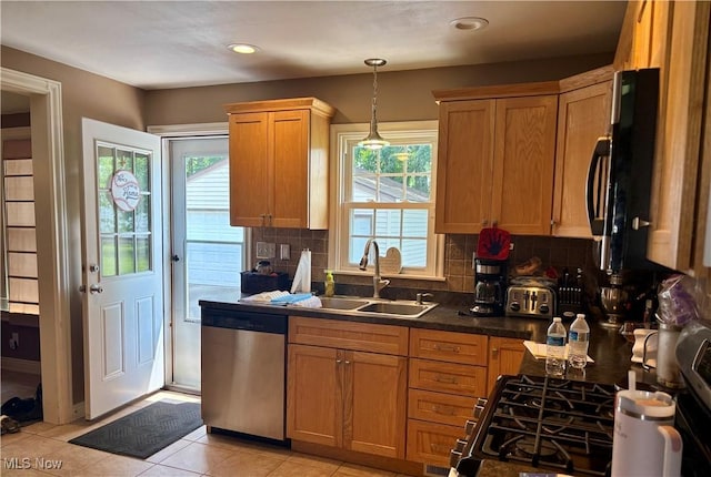 1533 Clark, Niles, OH 44446 - photo 2