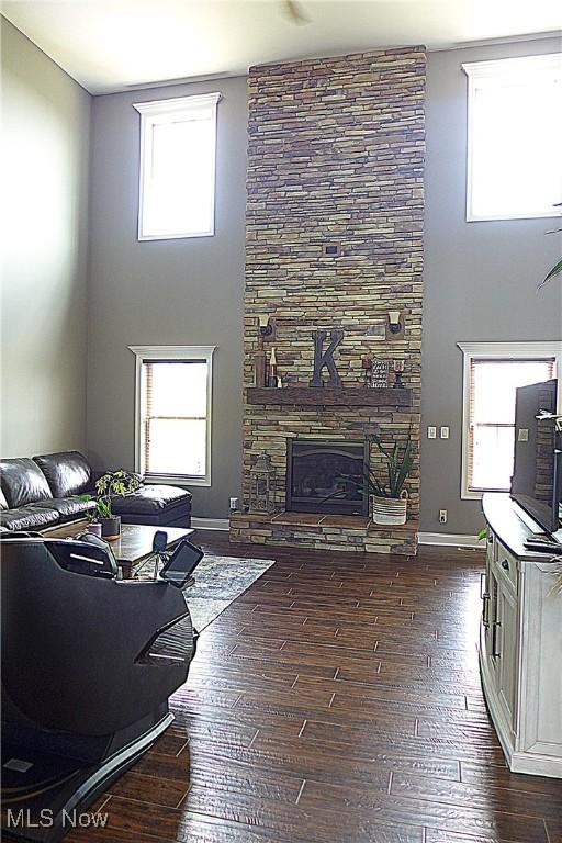 7245 Hunters Glen Ln, Medina, OH 44273 - photo 2