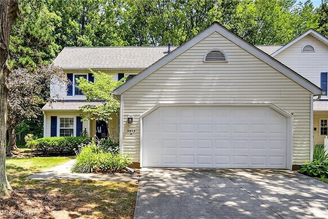 5815 Pineview Ln, Willoughby, OH 44094 - photo 1