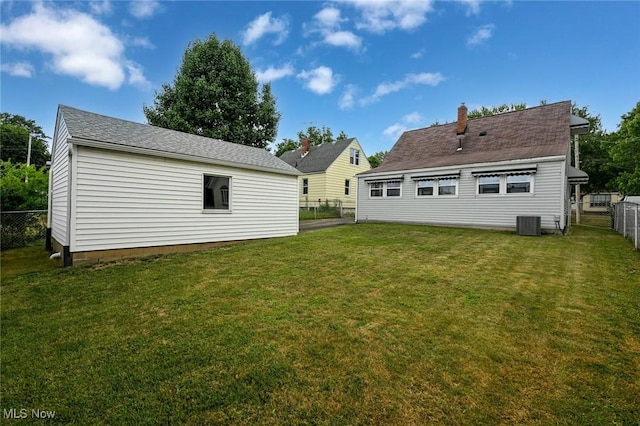 1636 Redwood Ave, Akron, OH 44301 - photo 30