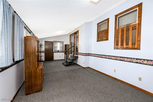1636 Redwood Ave, Akron, OH 44301 - photo 11
