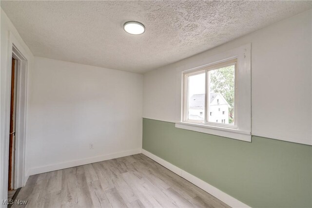 98 Shaker Dr, Akron, OH 44305 - photo 20