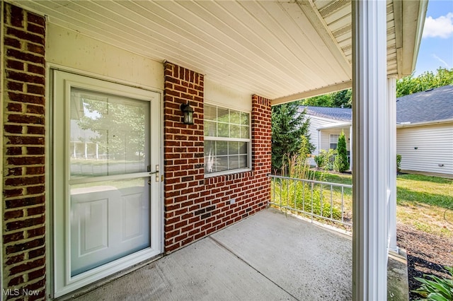 820 N Creek Dr, Painesville, OH 44077 - photo 2