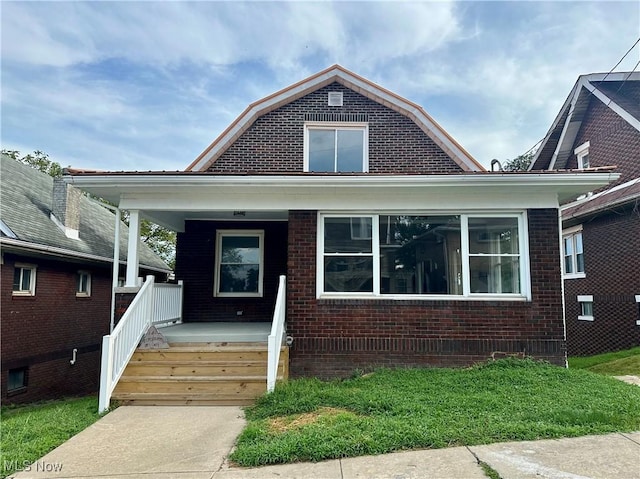 121 Pikeview St, Weirton, WV 26062 - photo 1
