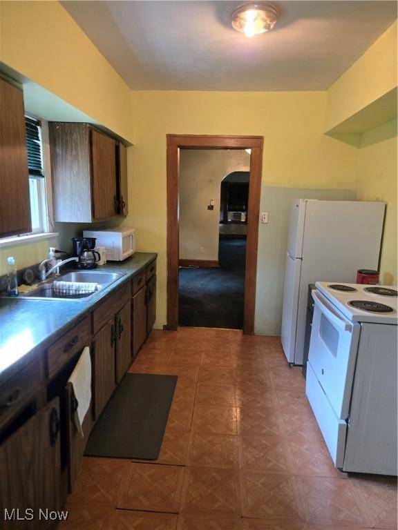 3909 W 117th St, Cleveland, OH 44111 - photo 10
