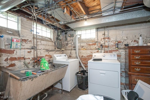 12208 Kensington Ave, Cleveland, OH 44111 - photo 21